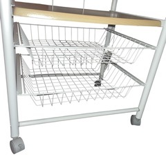 【ジ0211-11】1つあると便利‼️キャスター付きパイプレンジ台 木目調 キッチン収納 ワゴン おしゃれの画像