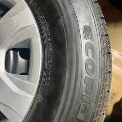 195/80r15 107/105 N LT ECOPIA 26週2023年製と純正ハイエース用ホイール4本セットの画像