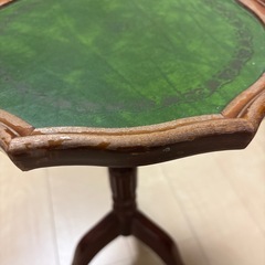 アンティーク　サイドテーブル
の画像