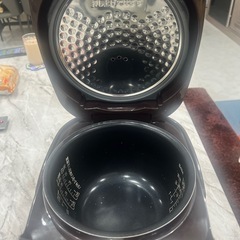 IH炊飯ジャー　象印　NP-H10J 5.5合炊きの画像