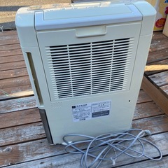 東芝除湿機　箱付き♪の画像