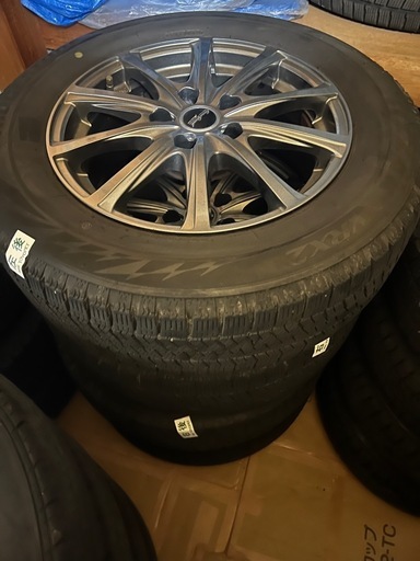 205/65r16スタッドレスタイヤbridgestoneVRX2とアルミホイール4本セット