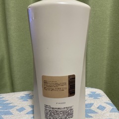 【残量約7割】LLE ミネラルマッサージオイル 1000ml（ホホバオイル配合）の画像