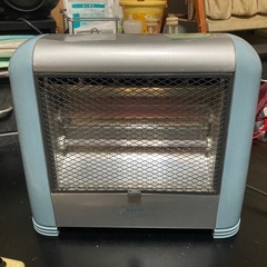 サンヨー電気ストーブ　800wの画像