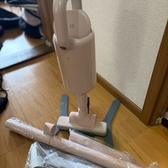 プラスマイナスゼロ　コードレスクリーナー　掃除機の画像