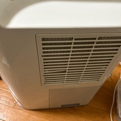 衣類乾燥機、除湿機2022年製造　取扱説明書付きの画像