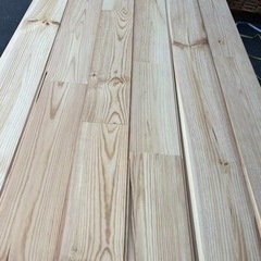 【欠点多めにより処分品1枚200円】信州赤松無垢フローリング無塗装品 1820×15×152(mm) 在庫280枚前後！倉庫や土足用などに！の画像
