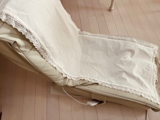 購入金額15万円以上 美品 フルリクライニング リラックス アイボリー ソファー チェア 座椅子