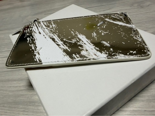 ★ 新品！☆Maison Margiela メタリックペイント カードケース 小銭入れ　正規品 メゾンマルジェラ フラグメントケース 