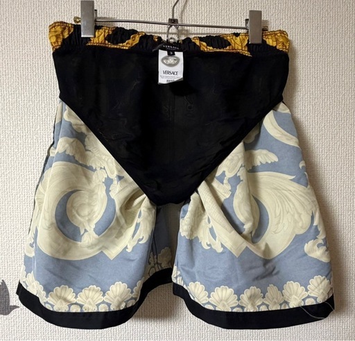 ★ VERSACE ヴェルサーチ スウィムショーツ ハーフパンツ メンズ 水着　正規品　ベルサーチ