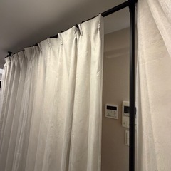 仕切り　突っ張り棒の画像