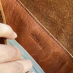 ニコアンド レザーショルダーバッグ　本革の画像