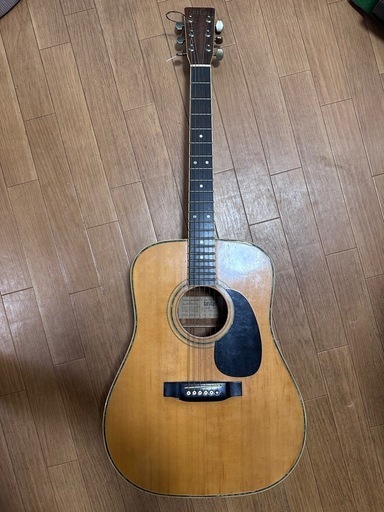 アコースティックギター
