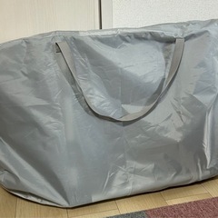 折りたたみベビーベッドの画像