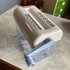 美品　ホームシュレッダー　手動式の画像