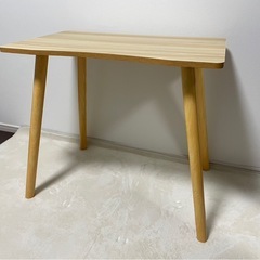 木製　デスクの画像