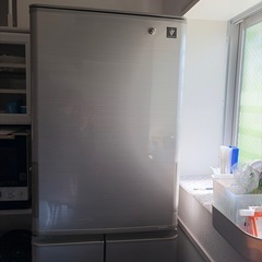 SHARP 冷蔵庫 412L 2018年製の画像