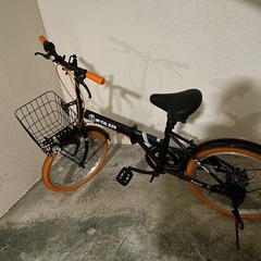 折りたたみ自転車の画像