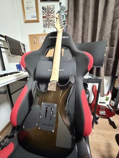 楽器 Squier by Fender STG28 Transparent Black