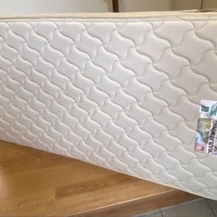 フランスベッド　木製シングルベッドフレームとスプリングマットレスのセットの画像