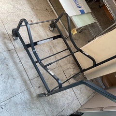 チェア用台車　１個10000円　在庫２個　中古の画像