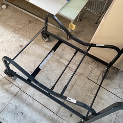 チェア用台車　１個10000円　在庫２個　中古の画像