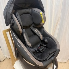 【コンビ クルムーヴスマート エッグショック JG-600】回転式チャイルドシートの画像