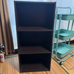 ワゴンキャスター付き収納カートと3段ぼっボックスの画像