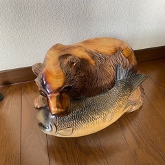 熊の置き物の画像