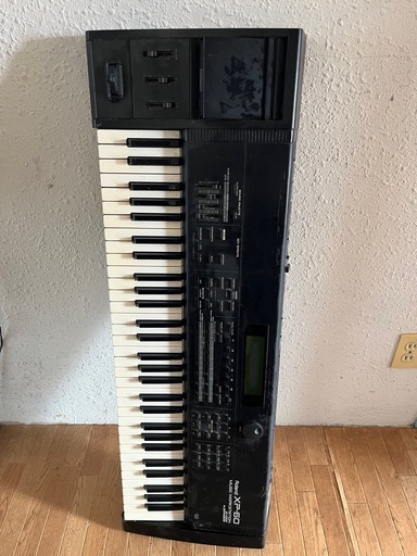 【希少】Roland ローランド XP-60 MUSIC WORKSTATION シンセサイザー　