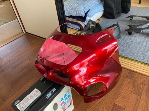 期間、引取限定値下げ❗️カワサキ
ZZR1100Dカウル1式