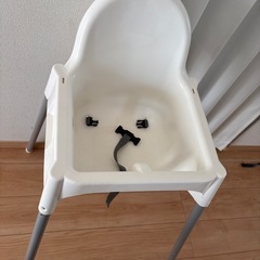 IKEAの子供椅子の画像