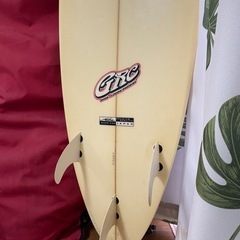 サーフボード　5'11"（5フィート11インチ） の画像