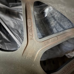 215  50 17 タイヤホイールセットの画像