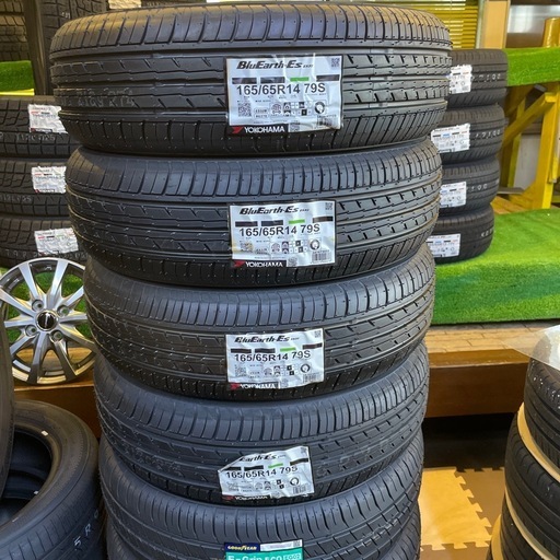 １６５／６５Ｒ１４　４本セット　ルーミー　ソリオ　デリカＤ２　ハスラーなどに❣️ヨコハマ　ブルーアース　室内保管　展示品です。