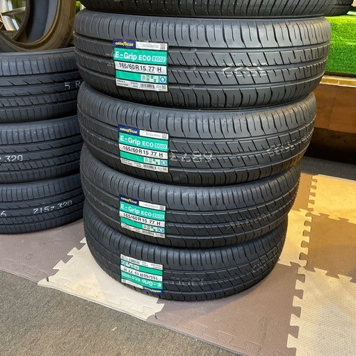 １６５／６０Ｒ１５　展示品　４本セット　税込み　作業料金込み　キャスト　フレアクロスオーバー　ハスラー　ソリオ　デリカＤ２などに❣️