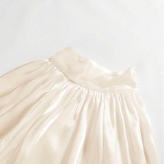 ハイネック ロングスリーブ ブラウスの画像