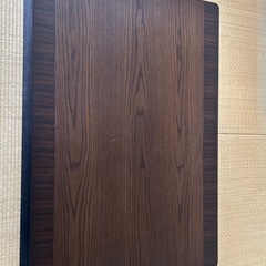 こたつテーブルの画像