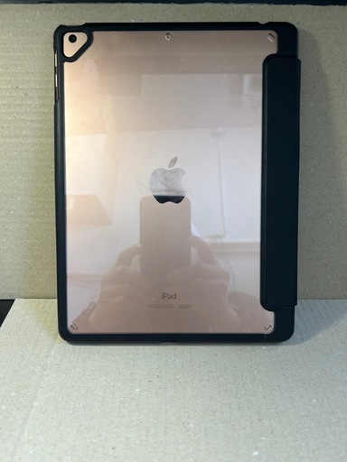 iPad  wifi 第6世代 32G
