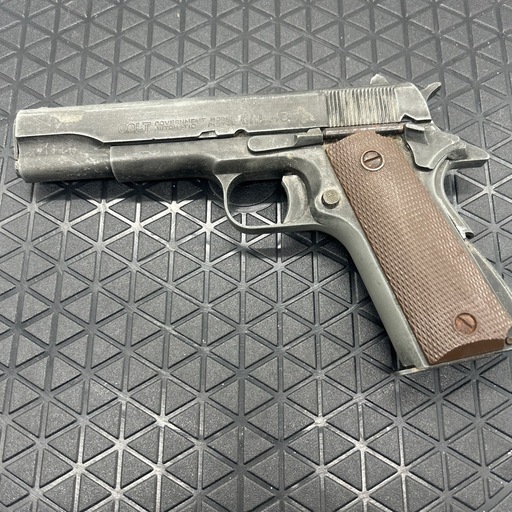 コルト・ガバメント　モデルガン