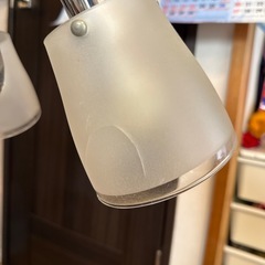 インターフォルム「LT-5267」5灯 シャンデリアとIKEA BASISK照明器具セットの画像