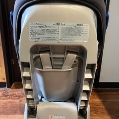 チャイルドシート　新生児期から　シートベルト式の画像