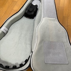 グラスルーツ　レスポールギター　ストラップ、ケース、シールド付きの画像