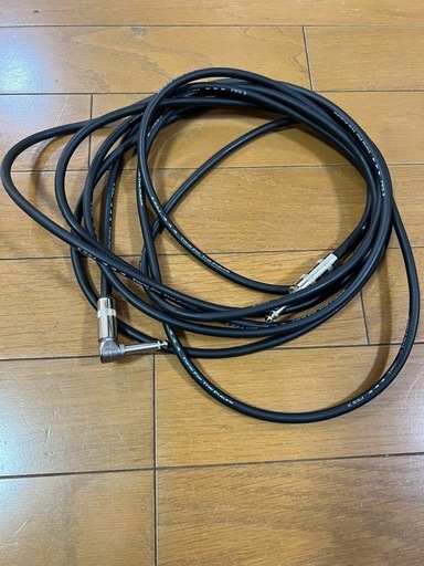 グラスルーツ　レスポールギター　ストラップ、ケース、シールド付き