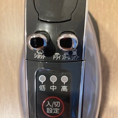 東芝　アイロンの画像