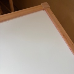 キッズテーブルの画像