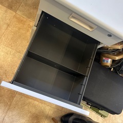 事務用デスク）の画像