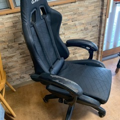 パソコン用椅子倒せる機能付きの画像