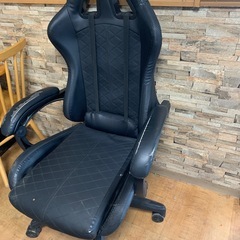 パソコン用椅子倒せる機能付きの画像