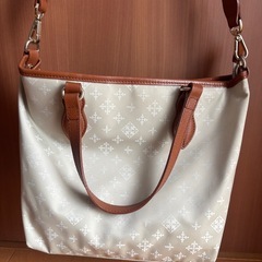 russetのLily 2WAYトートバッグの画像